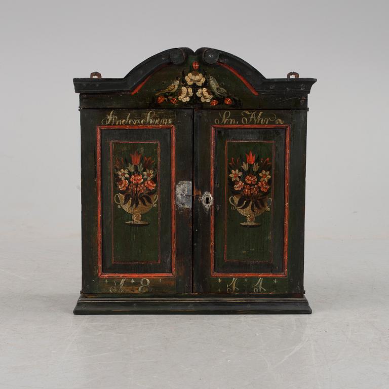 HÄNGSKÅP, allmoge, Sydsverige, daterat 1844.