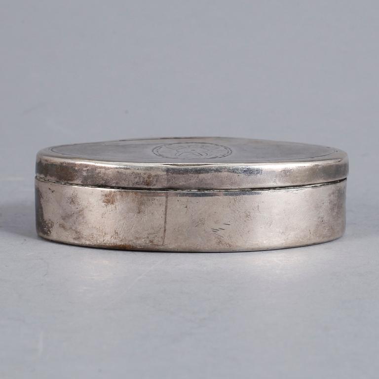 SNUSDOSA, silver, Sven Granbeck, Västervik 1801. Vikt ca 90 gram.