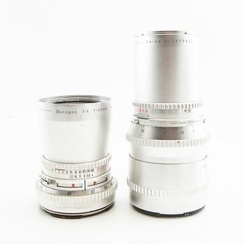 Hasselblad 500 C/M camera with lens and accessories.