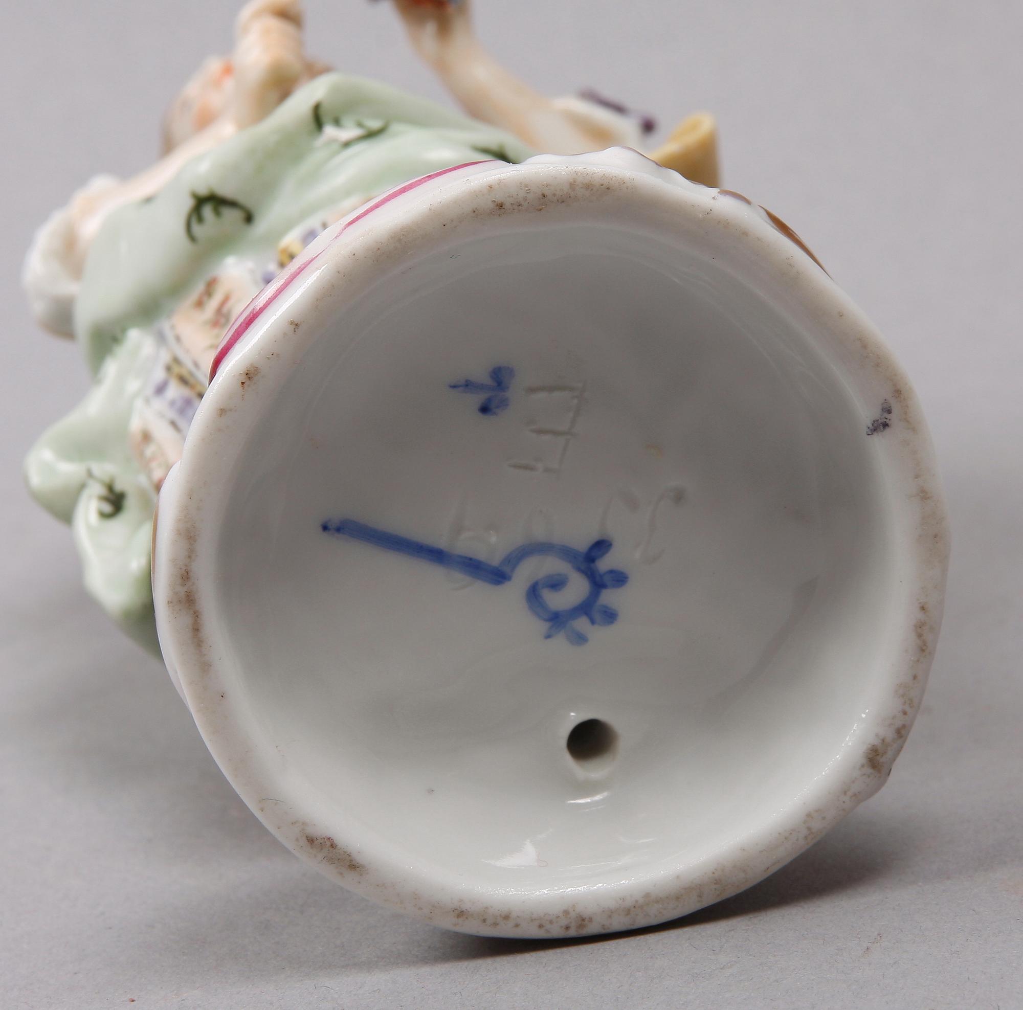 FIGURIN, porslin, 1800-tal.