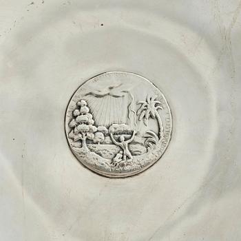 Two sterling silver bowls with handles, Atelier Borgila, designed by Erik Fleming, Stockholm 1930.