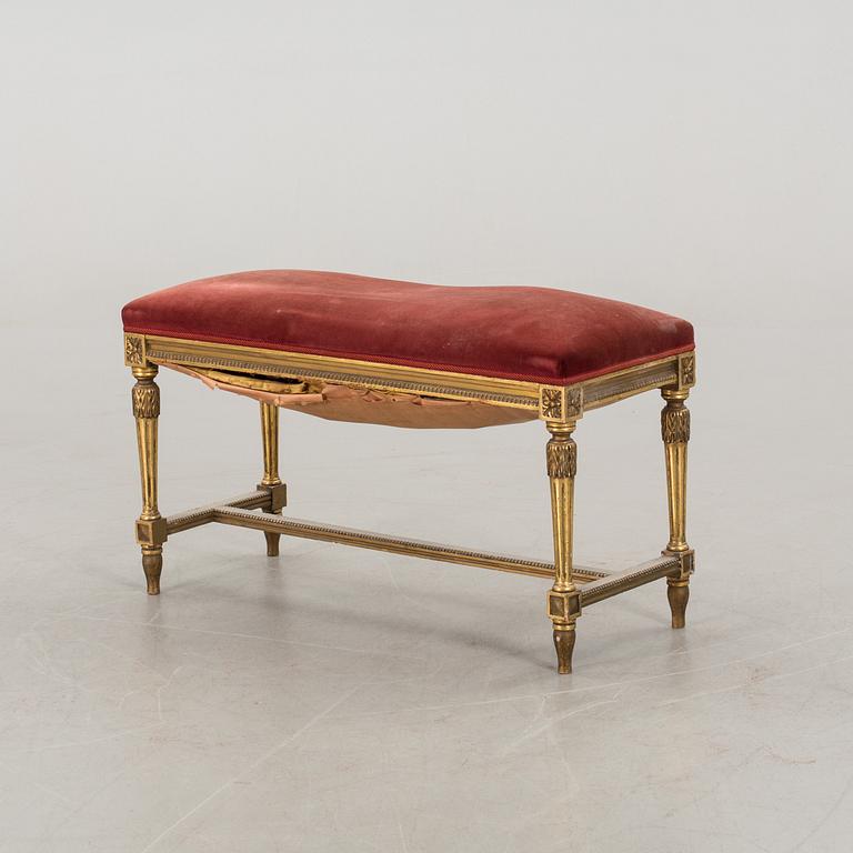 TABURETT, gustaviansk stil 1900-tal.