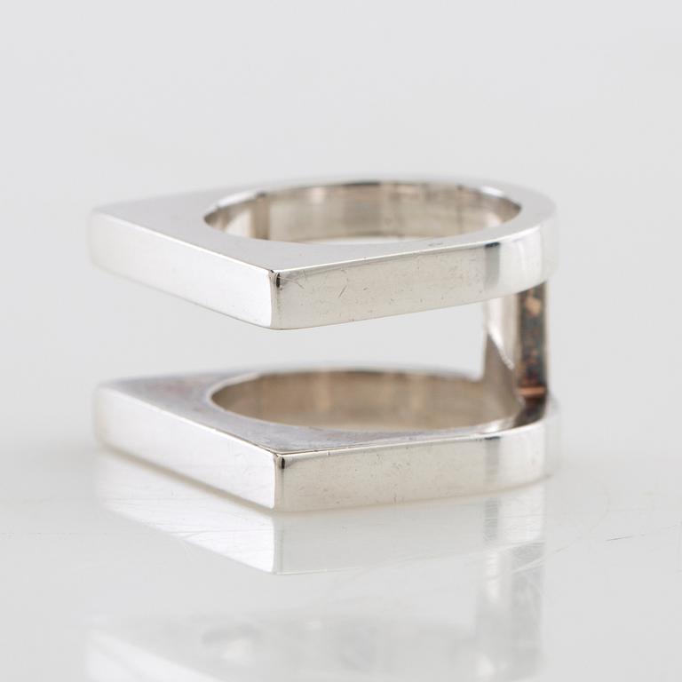 Georg Jensen, Ring "Aria" model no. 593E sterling silver.