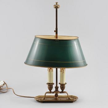 BORDSLAMPA, bouilotte-modell, 1900-talets andra hälft.
