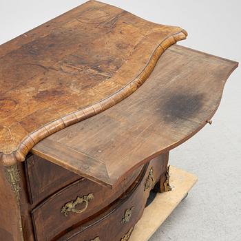A late Baroque chest of drawers, mid-18th Century.