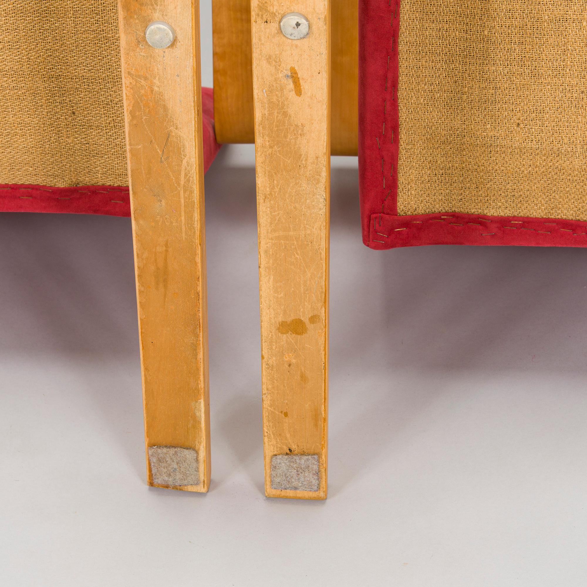 Alvar Aalto, nojatuolipari, malli 34 O.Y. Huonekalu- ja Rakennustyötehdas A.B. 1900-luvun puoliväli.