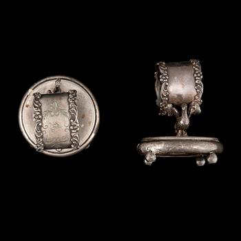 SERVETTRINGAR, 6 st, försilvrad metall, Knickerbocker Silver Company, New York 1900-talets början.