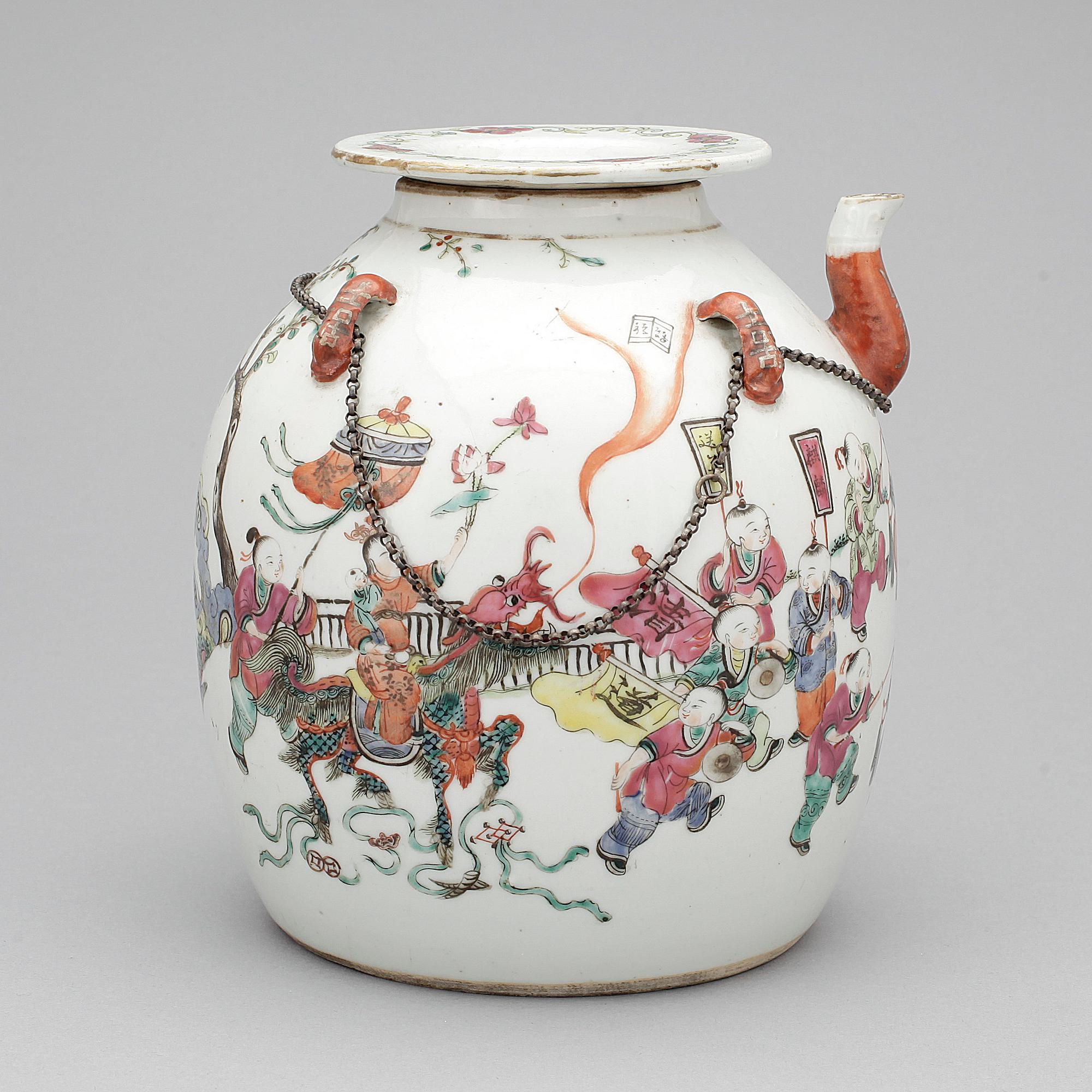 TEKANNA, porslin, Kina, 1800-tal.