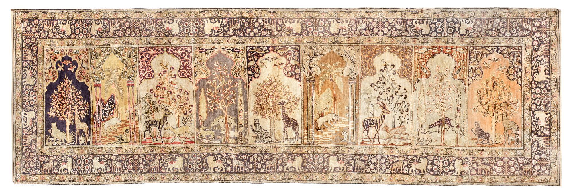 SEMIANTIK KAYSERI SAFF. 328 x 105 cm. (samt ca 1 cm slätväv på vardera kortsida).