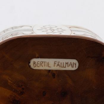 A birch and reindeer horn box by Bertil Fällman, signed.