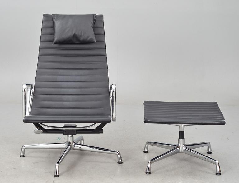 KARMSTOL och FOTPALL, Charles och Ray Eames, Vitra. 2000-tal.