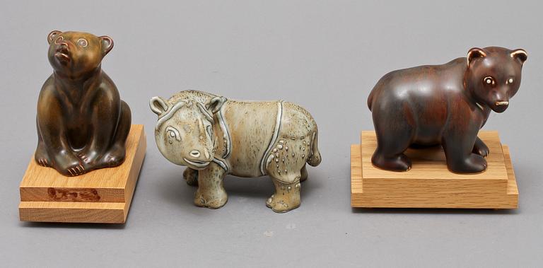 FIGURINER, 3 st, stengods, Gunnar Nylund, Rörstrand, 1900-tal.