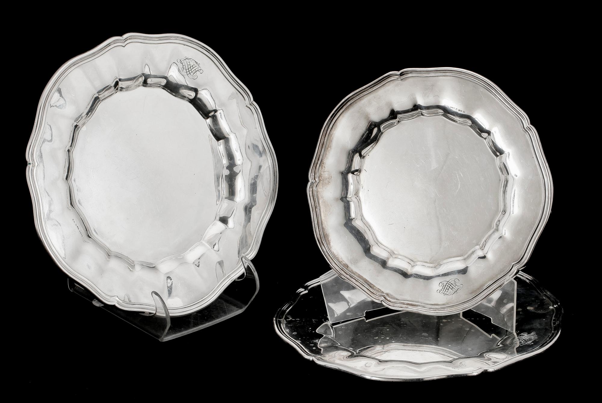 TALLRIKAR, 2+1, silver, GAB, Stockholm 1915. Totalvikt ca 1000 gram.