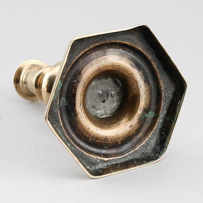LJUSSTAKE, mässing, 1600-tal.
