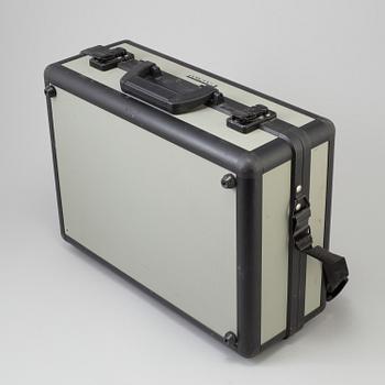 A black body Hasselblad 500 ELX Camera from Sweden 1986. With Sonnar 4/150 T*.