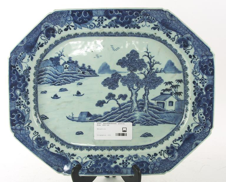 UPPLÄGGNINGSFAT, porslin, Kina, 1800-tal.
