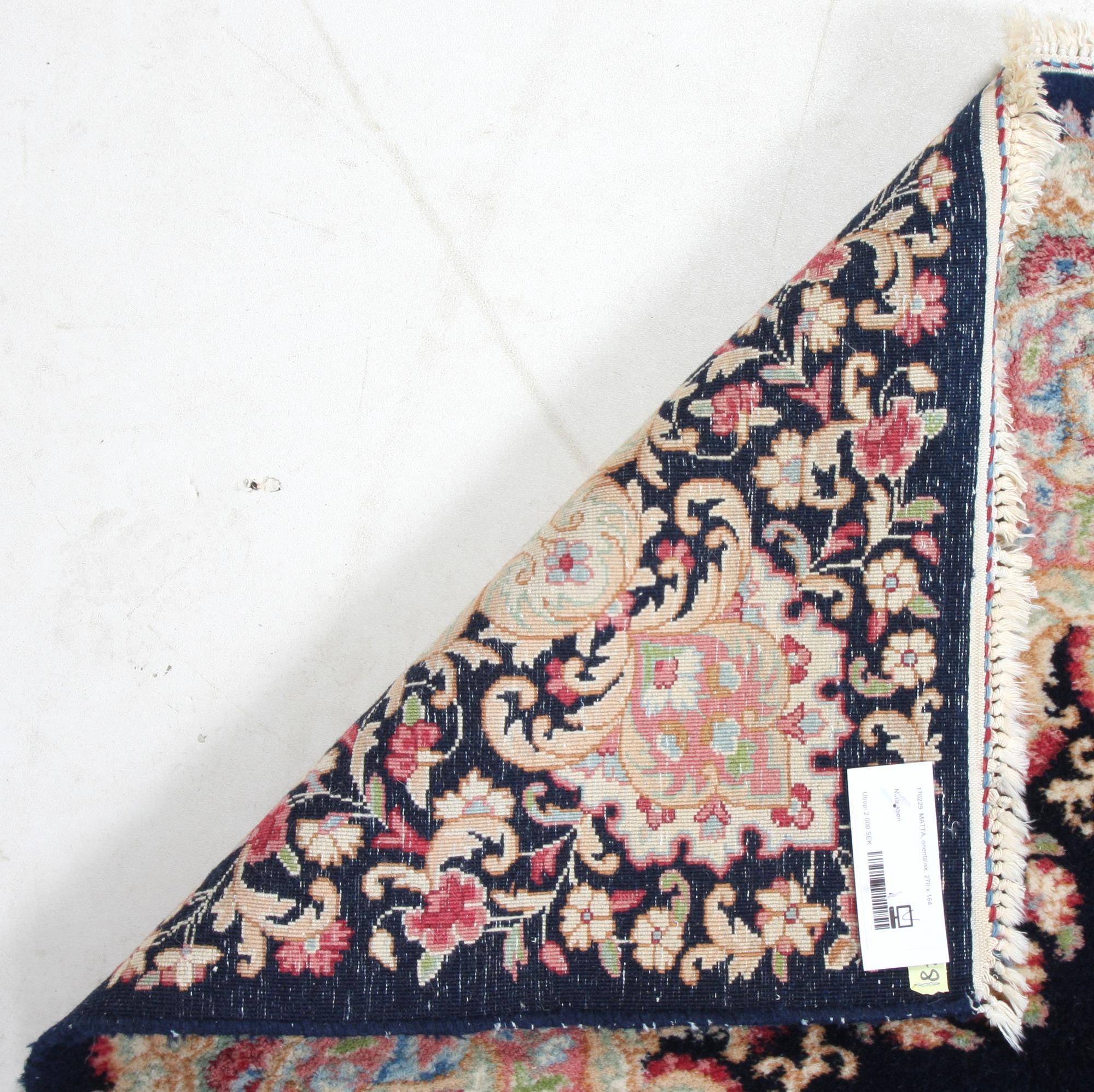 MATTA, orientalisk, 270 x 164.