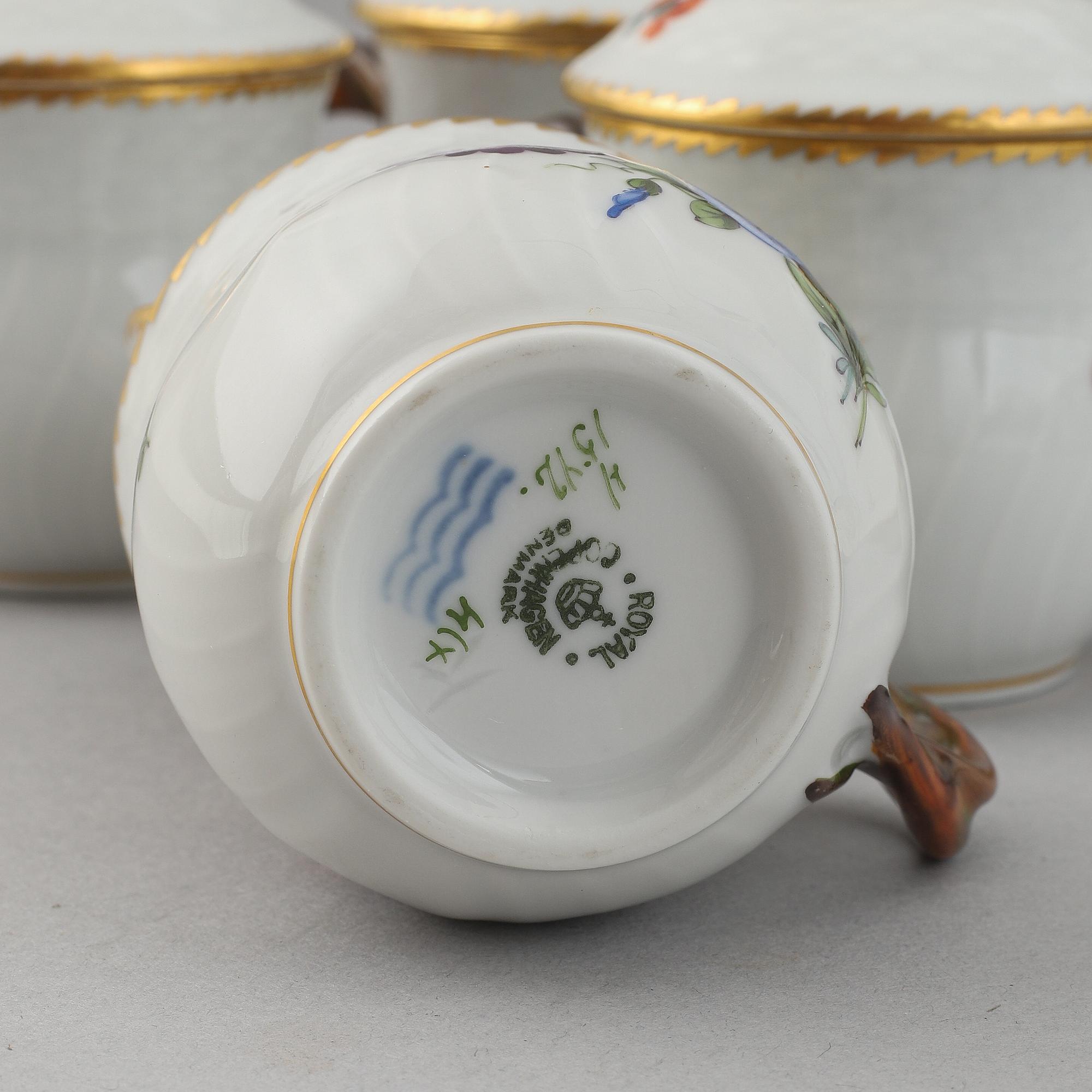 Twelve cream cups with tray, 'Saxon flowers' from Royal Copenhagen.