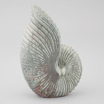 GUNNAR NYLUND, a stoneware shell for Rörstrand.
