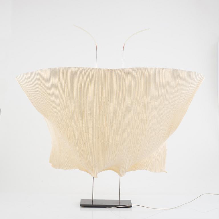 Dagmar Mombach, a "Samurai" tablelamp for Ingo Maurer, Germany.