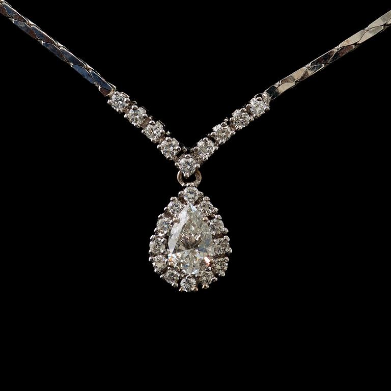 A diamond necklace. The pear-shaped diamond circa 1.00 ct. Quality circa K/ SI.