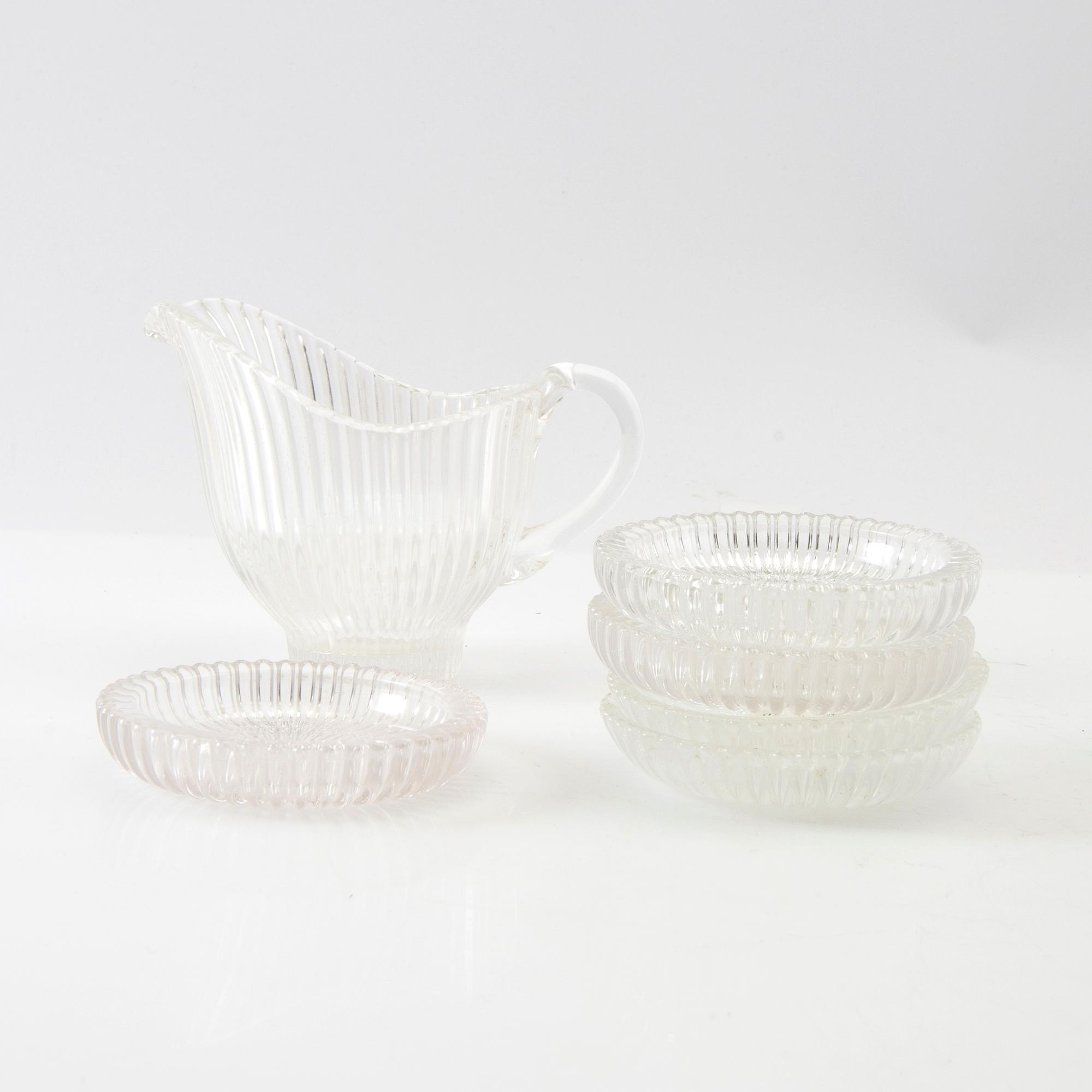Arthur Percy, 34 pcs from the "Reffla" series for Gullaskruf, mid-20th century.
