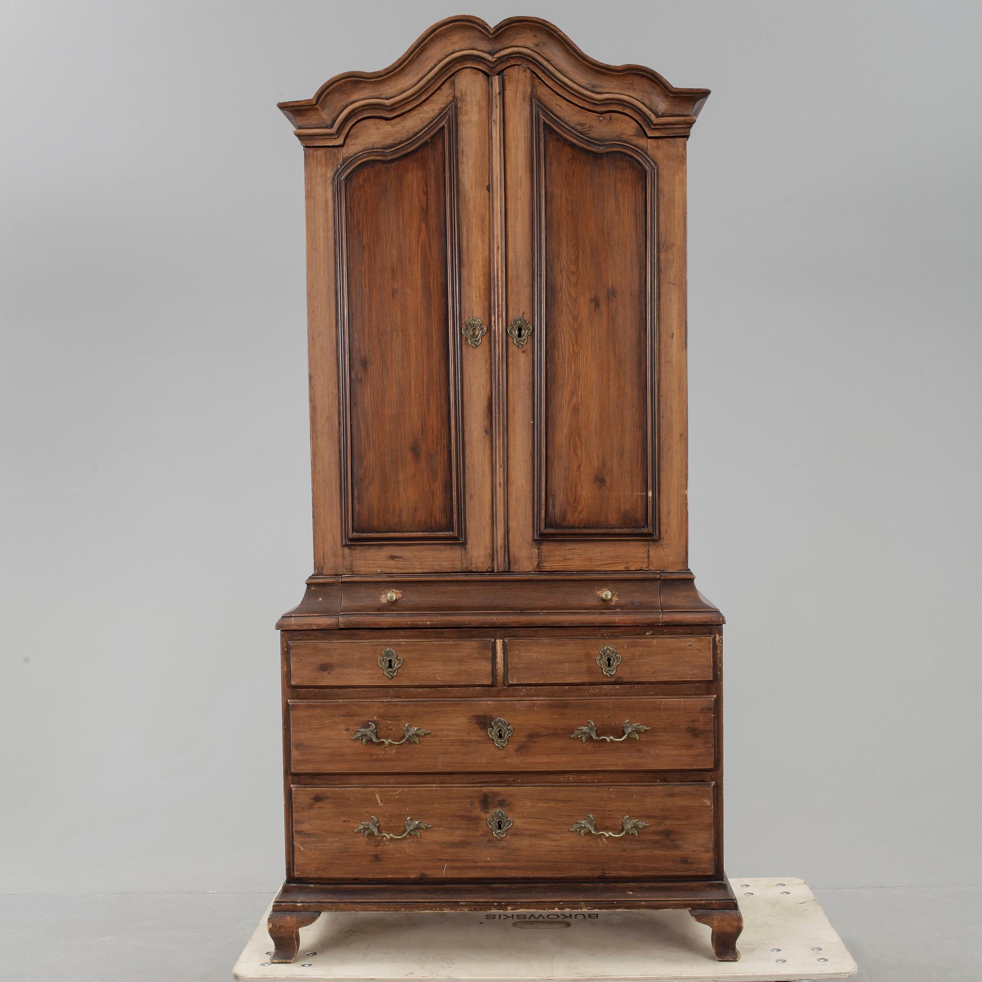 SKÅP, rokoko, 1700-talets slut.