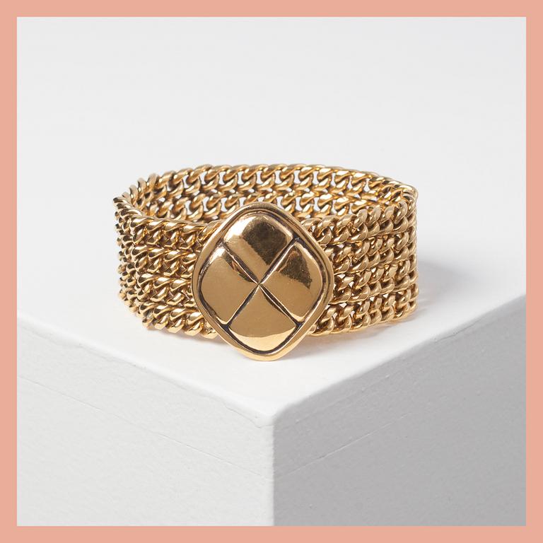 ARMBAND, Chanel.