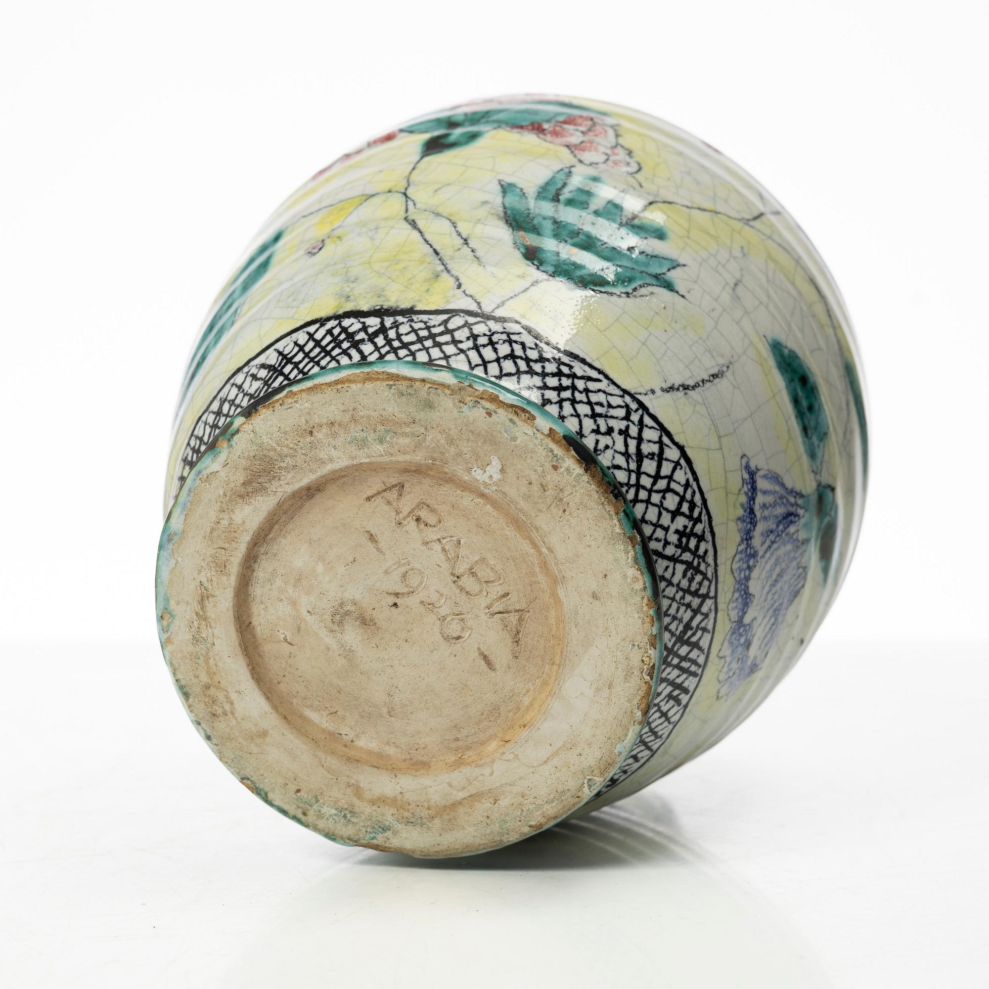 Tyra Lundgren, hänkelvas, Arabia, Finland, 1926.