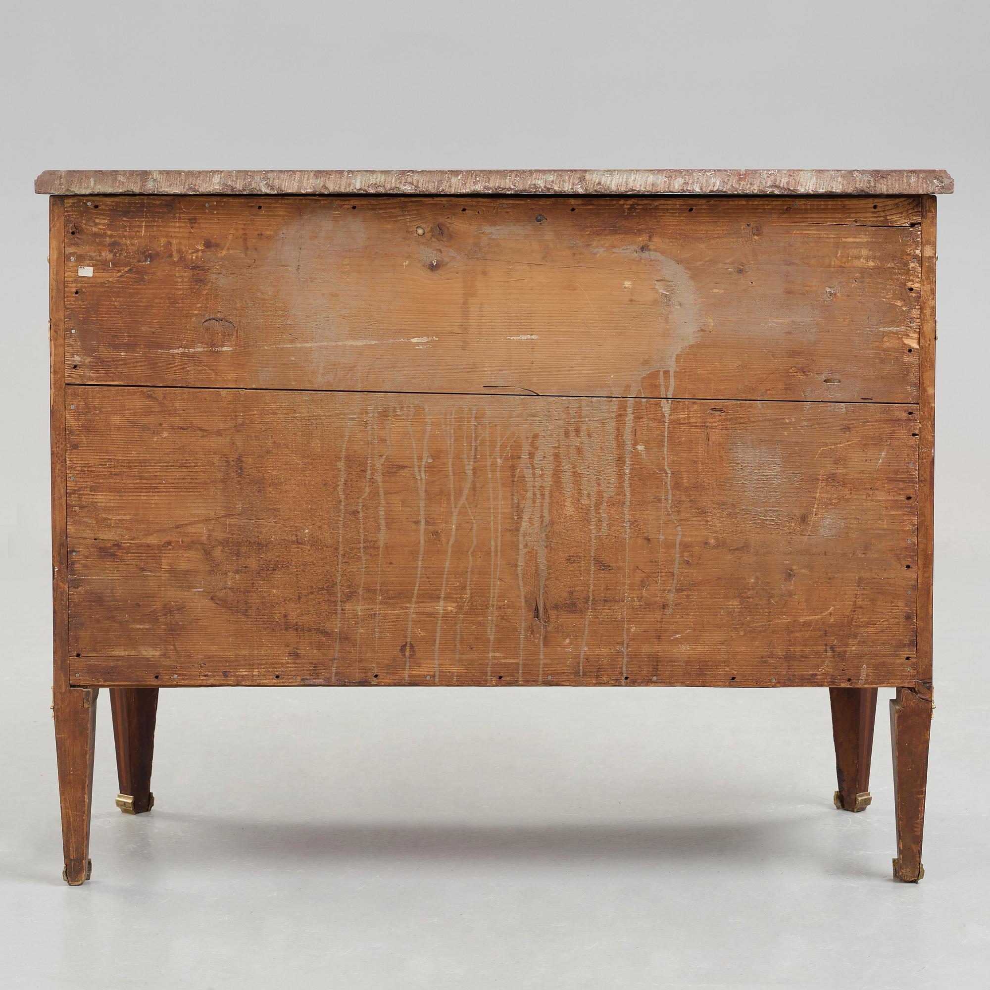 BYRÅ, i Carl Lindborgs art (mästare i Stockholm 1781-1808), gustaviansk, 1700-talets slut.