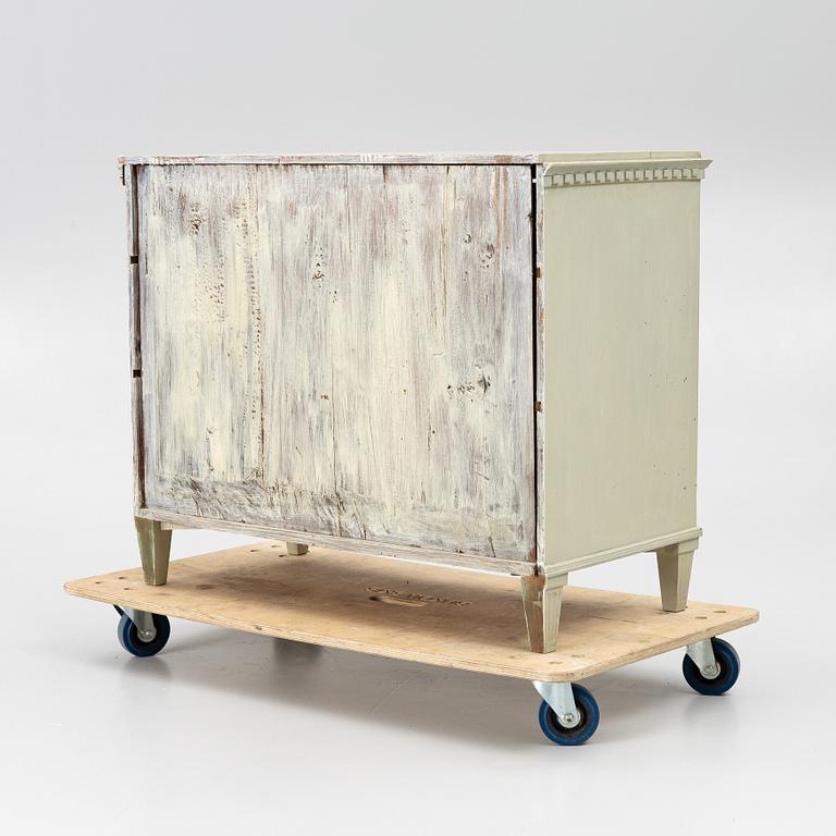 A Gustavian commode, Sweden circa 1800.