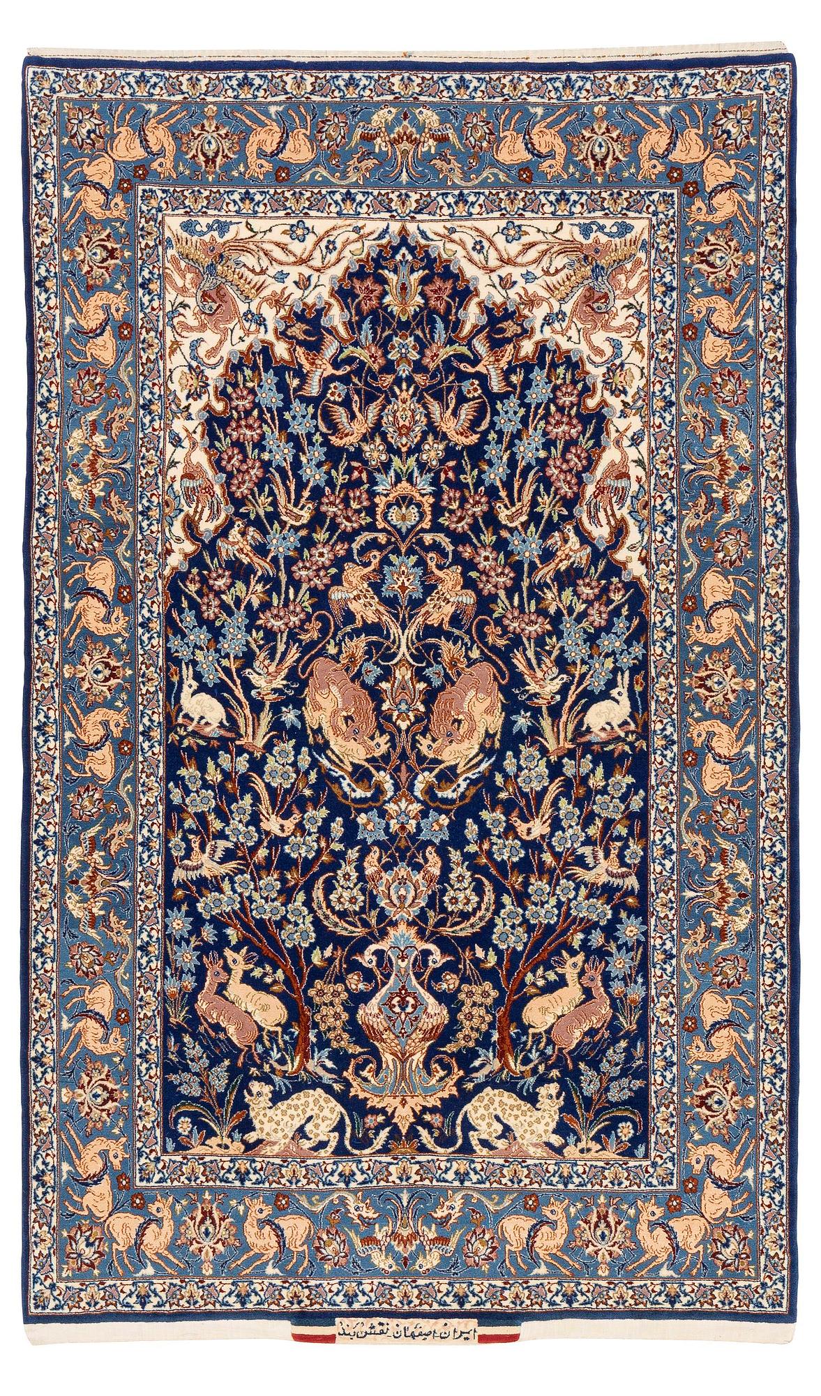 Matta, semiantik Isfahan, Centrala Persien, part silk, signerad, ca 175 x 106 cm.