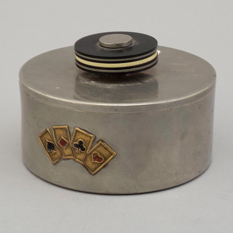 KURT EK & CO, ask för spelmarker, tenn, Stockholm, 1939.