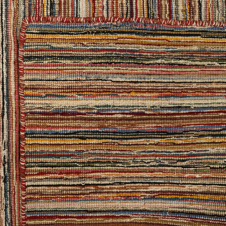 MATTA, Kelim, modern tillverkning, ca 300 x 200 cm.