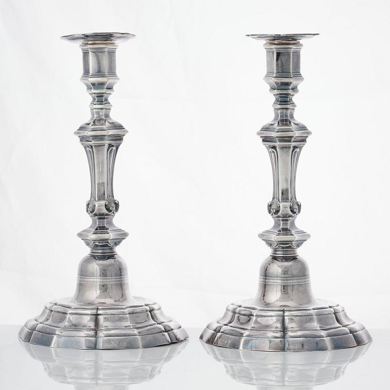 Ljusstakar, ett par, silver, Marsielle 1765. Louis XV.