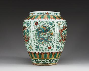 A Chinese Wucai pot in Ming style, 20th Century.