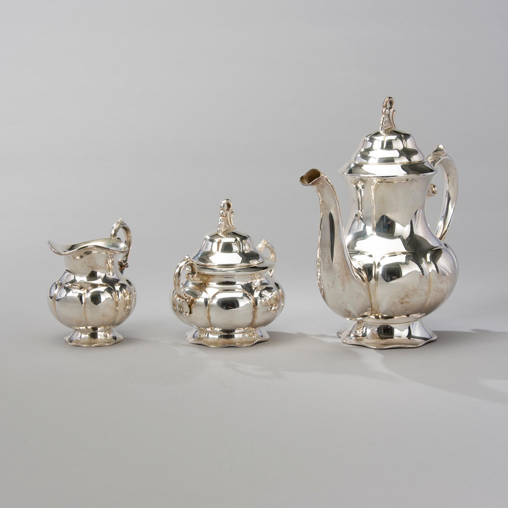 KAFFESERVIS, 3 st, silver, Helsingfors 1952. Totalvikt 1193 g.