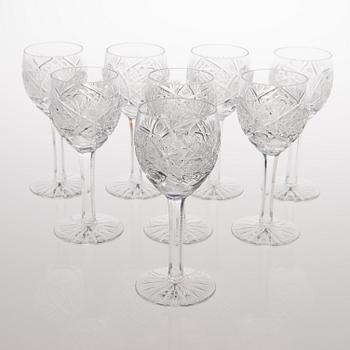 A set of 16 mid 20th century drinking glasses.
