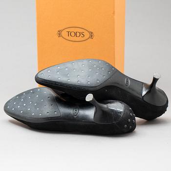SKOR, "Debbie", Tod's.