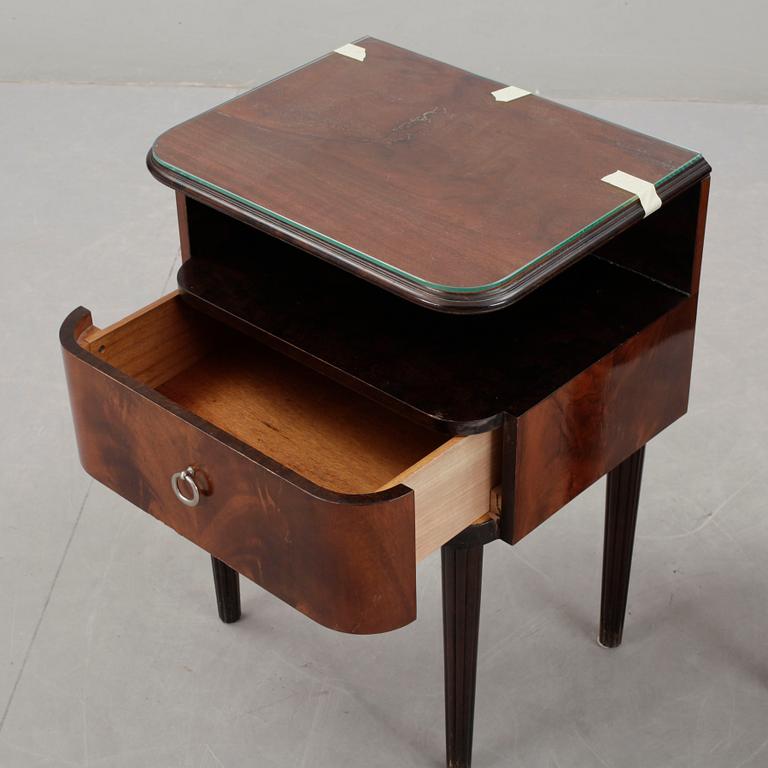 SÄNGBORD, ett par, art déco, 1930-tal.