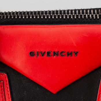 Givenchy, a black and red leather 'Antigona' handbag.
