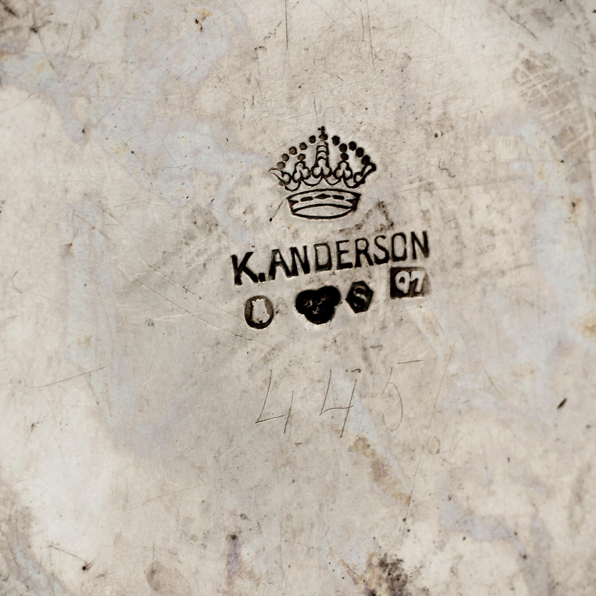 DOSA MED LOCK och SKÅL, 2 delar, silver, bla. K Anderson, 1900-talets första hälft. Vikt 279 g.
