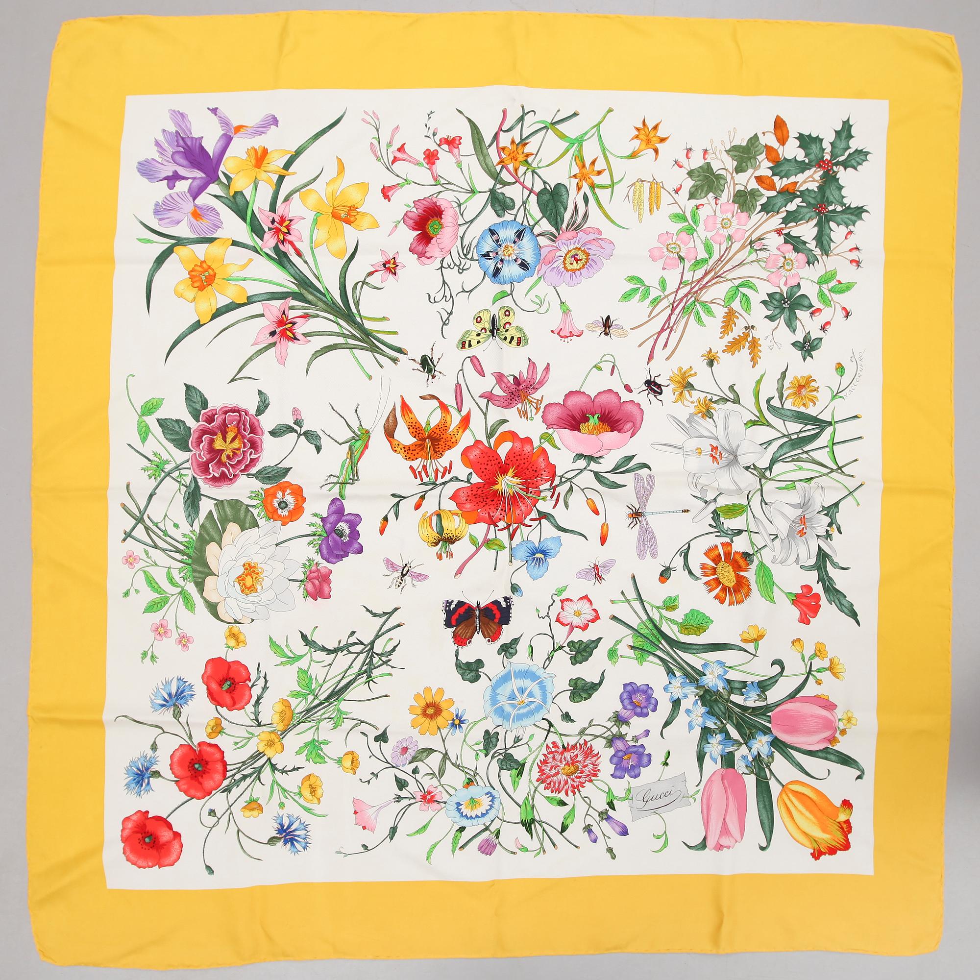 SCARF, V Accornero, Gucci.