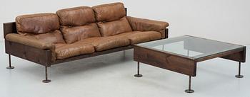 SOFFA samt SOFFBORD, 2 delar, sannolikt "Ateljee-series", Yrjö Kukkapuro, Finland, formgiven 1964.