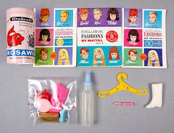 PARTI DOCKOR, 8 st, Bl.a Barbie, Midge, Ken.