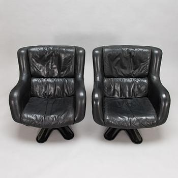 Yrjö Kukkapuro, a pair of 1960's '418' armchairs for Haimi.