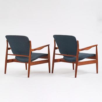 Finn Juhl, a pair of "FD 136" easy chairs, France & Daverkosen, Denmark, 1950s.