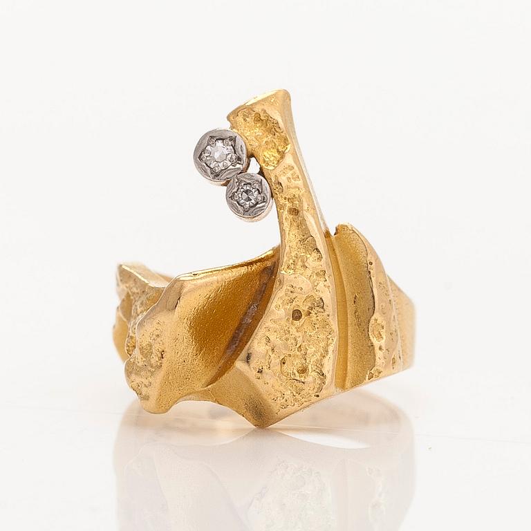 Björn Weckström, an 18K gold ring 'Diamond Twig', Lapponia 1975.