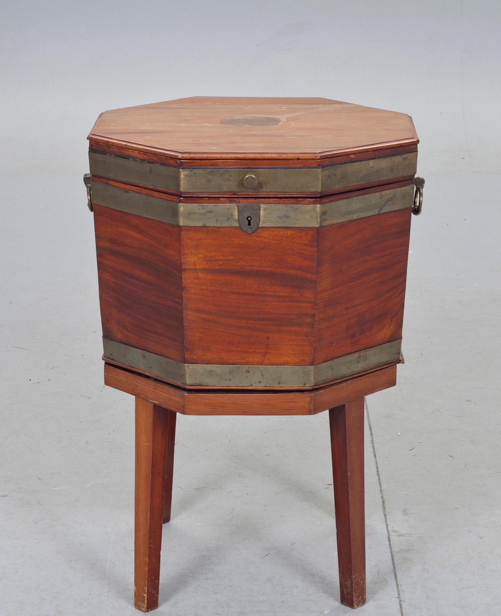 VINSTÄLL, England. Sekelskiftet 1800/1900.