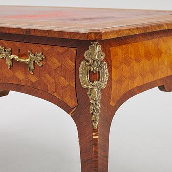 A Louis XV-style bureau plat desk, early 20th century.